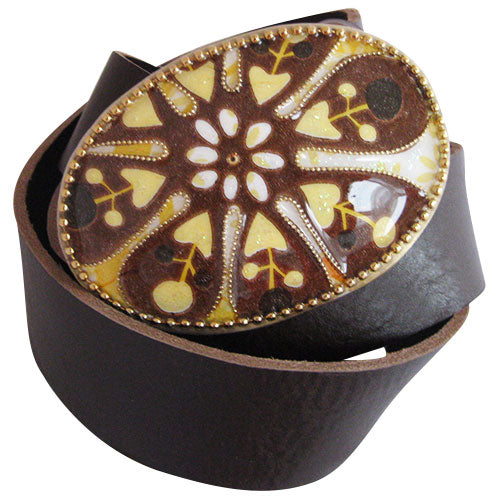
                  
                    Handcrafted Natural Tone Flower And Heart Oval Women’s Belt Buckle
                  
                